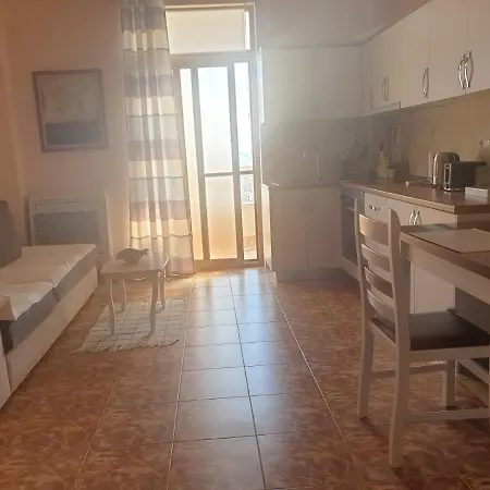 Apartment Jozi Kaiser 4 *