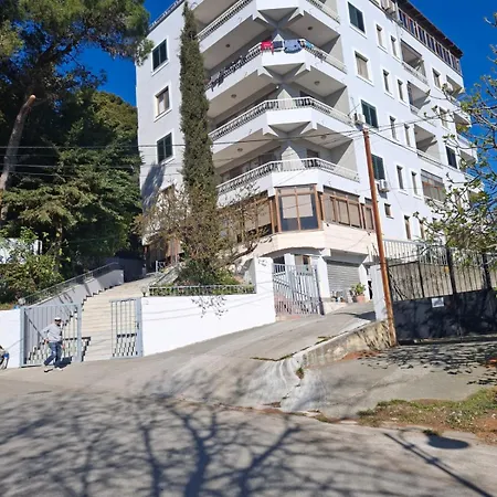 Jozi Kaiser 4